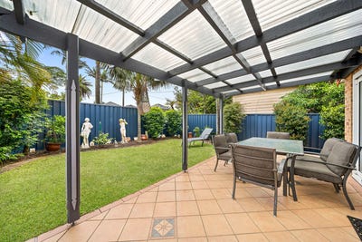 /international/au/4-17-bath-street-thirroul-nsw-152653792/