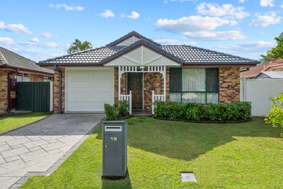 /international/au/12-ontario-street-wavell-heights-qld-151515212/