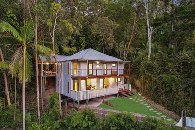 /international/au/11-carrock-court-mount-coolum-qld-152071784/