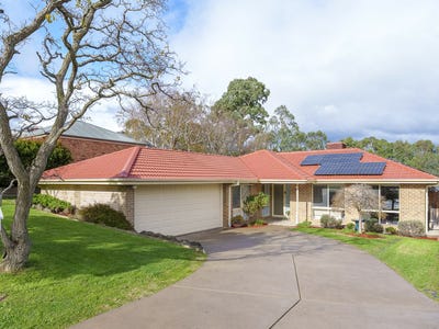/international/au/20-eucalypt-drive-lilydale-vic-151410196/