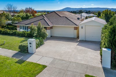 /international/au/38-morand-street-gisborne-vic-151188444/