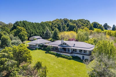 /international/au/57-charlotte-street-robertson-nsw-152715392/