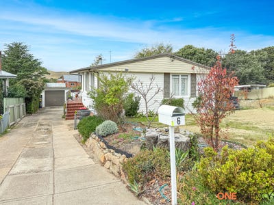 /international/au/6-ernest-phillips-avenue-cooma-nsw-151326272/
