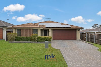 /international/au/86-bandara-circuit-spring-farm-nsw-148481100/