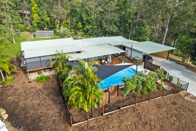 /international/au/2-woodlands-court-mooloolah-valley-qld-148355808/