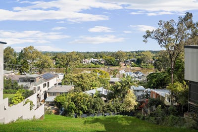 /international/au/17-lily-street-indooroopilly-qld-204545996/