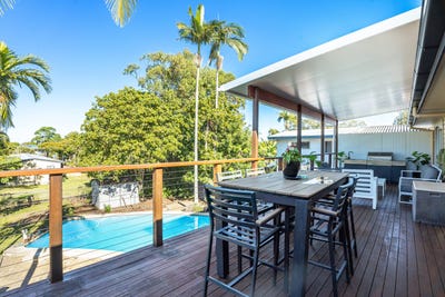 /international/au/77-cutts-street-margate-qld-148574156/