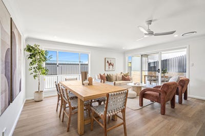 /international/au/47-capital-drive-thrumster-nsw-152500964/