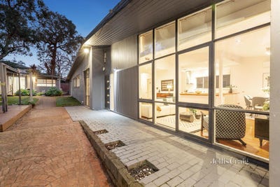 /international/au/4-bond-street-mount-waverley-vic-148402152/