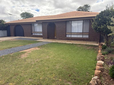 /international/au/7-roberts-avenue-balaklava-sa-150881080/