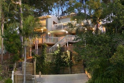 /international/au/10-lloyd-court-valentine-nsw-151017312/