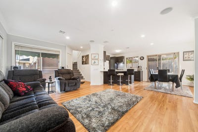 /international/au/18-21-hall-road-carrum-downs-vic-151173480/