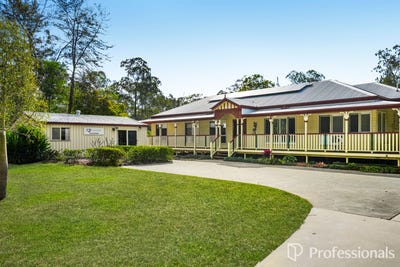 /international/au/103-105-pastoral-court-flagstone-qld-152205748/