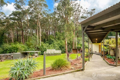 /international/au/15-forest-road-wesburn-vic-148357772/