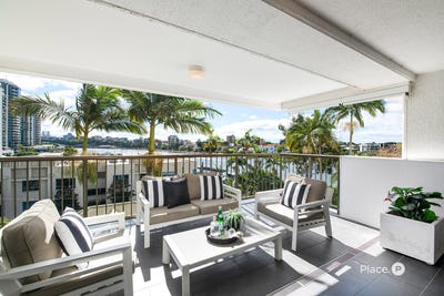 /international/au/5-77-cairns-street-kangaroo-point-qld-151360268/