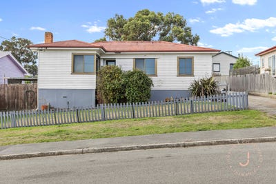 /international/au/9-fryett-street-waverley-tas-151162972/