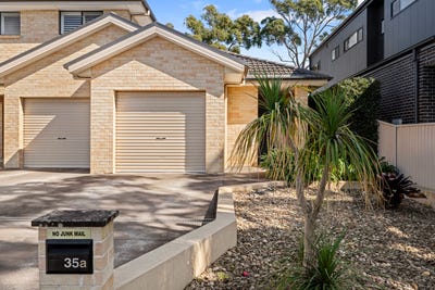 /international/au/35a-woodfield-boulevard-caringbah-nsw-152274512/