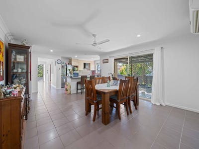 /international/au/49-tone-dr-collingwood-park-qld-148250812/
