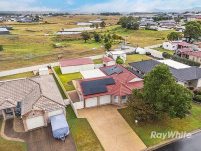 /international/au/43-richard-road-rutherford-nsw-151233352/
