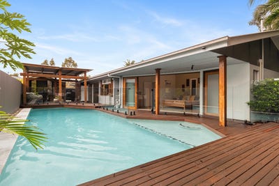 /international/au/35-wenlock-crescent-springwood-qld-148345768/