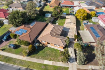 /international/au/22-albatross-avenue-werribee-vic-148534856/?lang=en