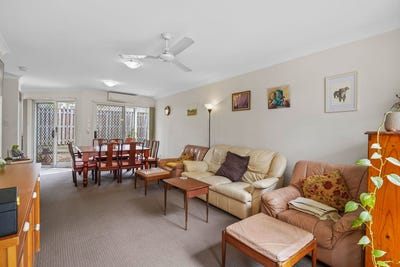 /international/au/16-39-river-road-bundamba-qld-152289736/