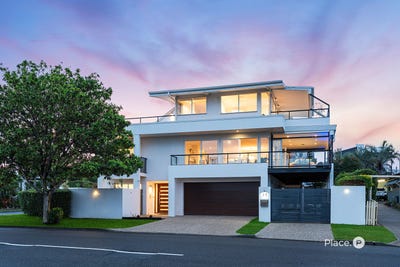 /international/au/71-adam-street-wynnum-qld-151035408/