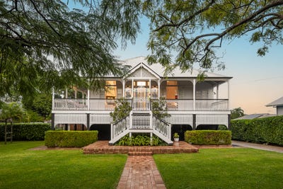 /international/au/156-barton-road-hawthorne-qld-148188464/