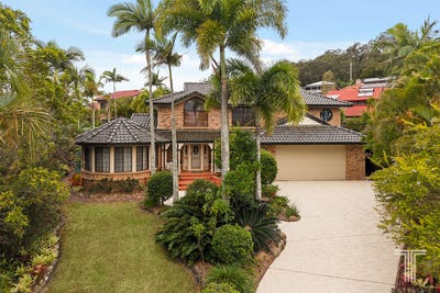 /international/au/15-ravenswood-court-carindale-qld-152674072/