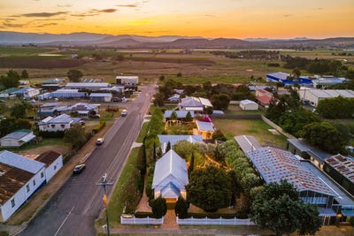/international/au/87-george-street-kalbar-qld-505150848/