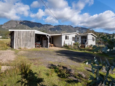 /international/au/10-barrow-street-gowrie-park-tas-700408496/