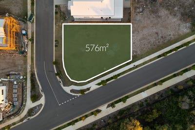 /international/au/5-peregian-way-newport-qld-204556880/