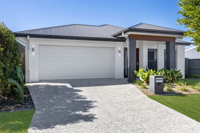 /international/au/33-ficus-drive-palmview-qld-151383068/