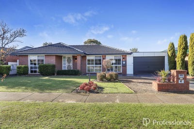 /international/au/24-trethowan-avenue-melton-west-vic-151469788/