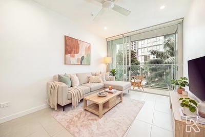 /international/au/20511-37-kyabra-street-newstead-qld-152461016/