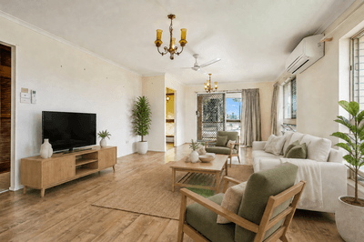 /international/au/14-sondrio-street-woree-qld-152352320/