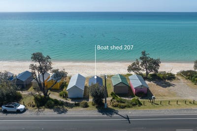 /international/au/boatshed-2-dromana-foreshore-dromana-vic-148716884/