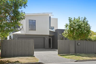 /international/au/2-5-olearia-street-coomera-qld-152560572/