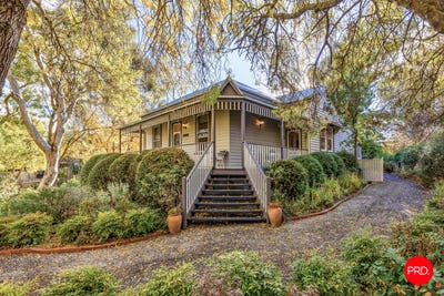 /international/au/7-evans-street-malmsbury-vic-151066136/