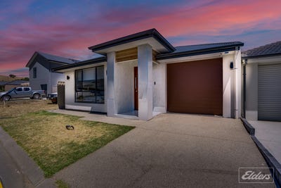 /international/au/12-55-the-vines-drive-normanville-sa-151355740/