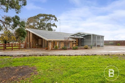 /international/au/10-nine-mile-road-napoleons-vic-151390176/
