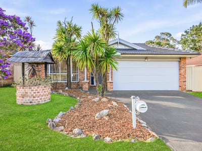 /international/au/11-corvus-close-glenmore-park-nsw-150814736/