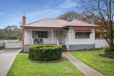 /international/au/34-beauchamp-street-heathcote-vic-151386976/