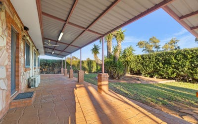 /international/au/37-gawthorne-drive-millars-well-wa-152545044/