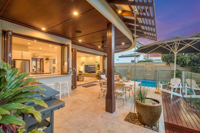 /international/au/161-marina-boulevard-banksia-beach-qld-148312264/