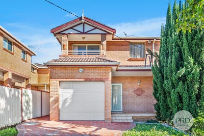 /international/au/81d-hannans-road-riverwood-nsw-150716352/