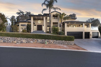/international/au/34-woodhill-link-jerrabomberra-nsw-148709824/