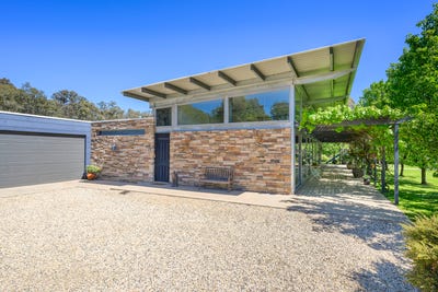 /international/au/12-king-parrot-creek-road-kerrisdale-vic-700427024/
