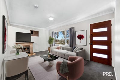 /international/au/64-railway-parade-hazelbrook-nsw-148630940/?lang=en