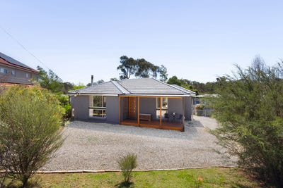 /international/au/53-remembrance-driveway-tahmoor-nsw-152537132/